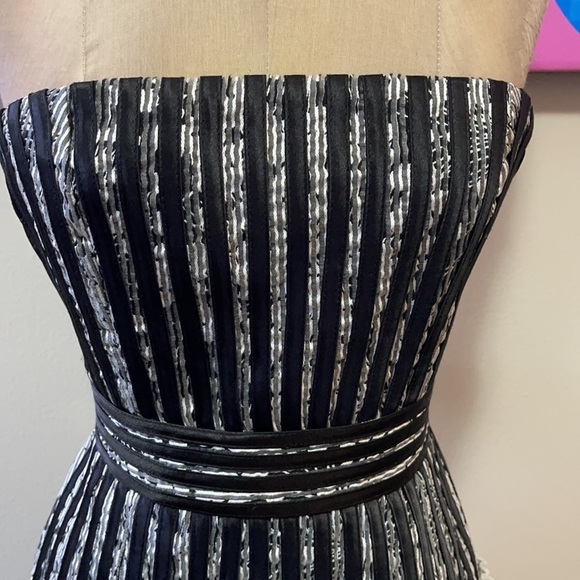 BCBGMaxAzria Black White Strapless Party Dress - Picture 3 of 14